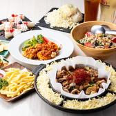 当店のコースは全て飲み放題付きとなっております。さらに、+550円でアサヒスーパードライ(生ビール)も飲み放題！ご宴会プランは、2H飲み放題付2,980円(税抜)～♪少人数～団体様までご利用可能な個室席を完備しておりますので、お子様連れのお客様やママ会などにも安心してご利用いただけます。