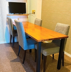 お仕事のお話や仲の良いお友達トークが心置きなくできます（テレビ付き）