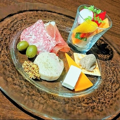 前菜盛り合わせ