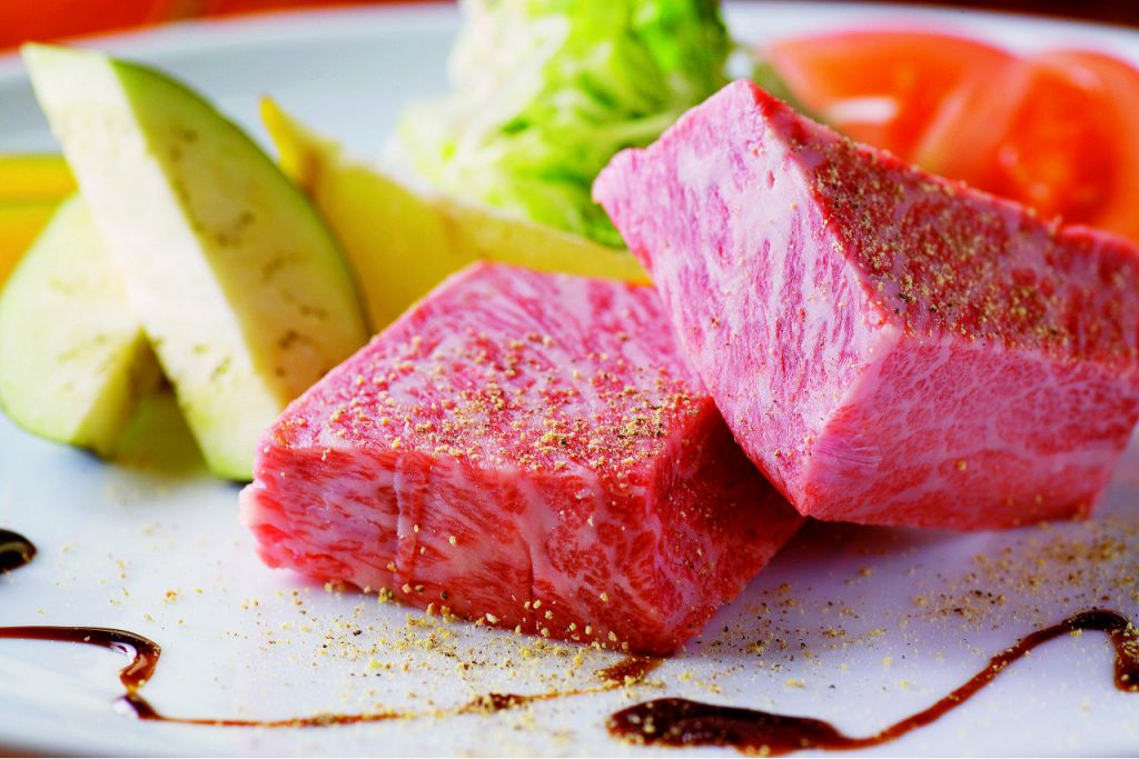 【セレブロース】　TVで紹介された絶品のお肉！贅沢に厚切りでご提供★