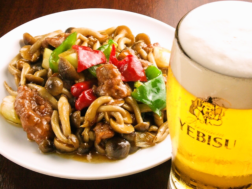 一品一品本場のシェフが作る中華料理！アラカルトメニューも豊富にそろえています！！