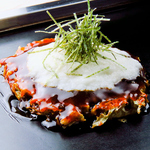 とろろのお好み焼きなどの創作鉄板料理、多数あります♪