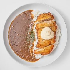 オリジナルカレーにチキン南蛮をトッピング