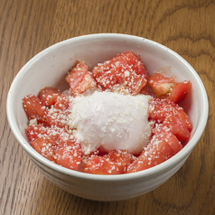 ダイブ飯 イタリアン　温玉×トマト粉チーズ