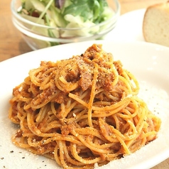 自家製ミートソースのボロネーゼパスタ