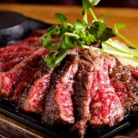 新宿で楽しむ極上肉バル×大人の隠れ家