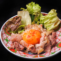 料理メニュー写真&nbsp;【みんな大スキ】卵黄ユッケもも