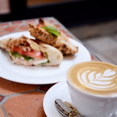 レストラン DADA 沼津店特集写真1