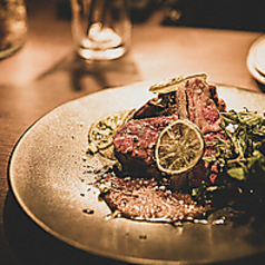 二階の洋品店の特集写真