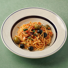 イタリア産オリーブの娼婦風プッタネスカ