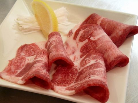 焼肉を食べるなら『牛乃蔵』へ。米沢牛や松阪牛、山形牛などを取り扱う本格専門店。