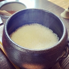 無農薬自然農法特A米の土鍋ご飯の写真