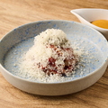 料理メニュー写真 ウフタル ユッケ