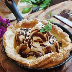 DUTCH BABY PANCAKE　チョコレートバナナ