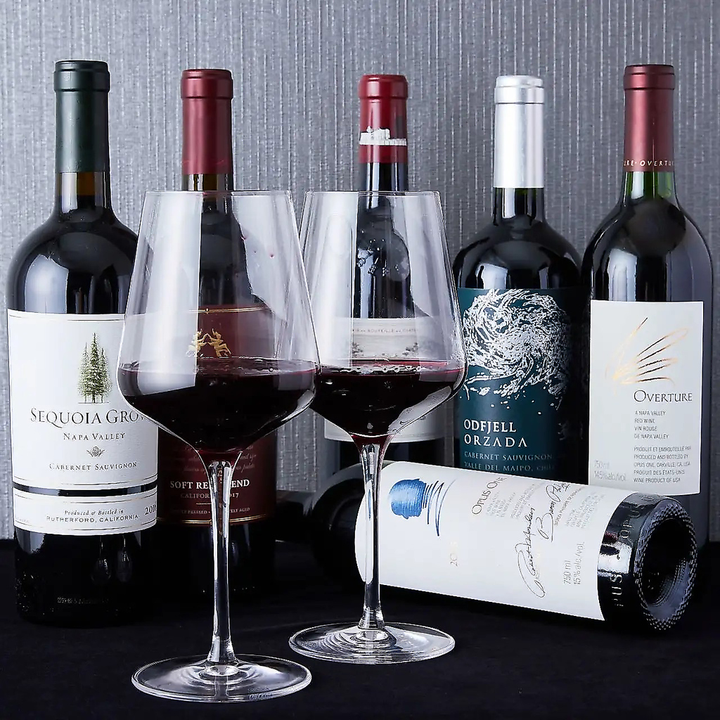 黒毛和牛に良く合うワインや地酒を豊富にご用意！ワイン愛好家にも愛される銘柄を取り揃えております