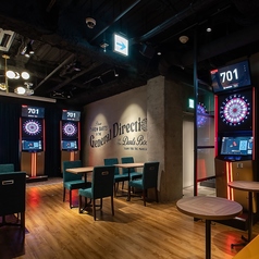 テーブル席をご用意しているので、遊び疲れたら座って一息♪翌朝まで営業しているので、フードやドリンク片手に飲み明かすのも◎各種ご宴会はもちろん、気の合う仲間との2軒目、3軒目以降のご利用にもどうぞ！