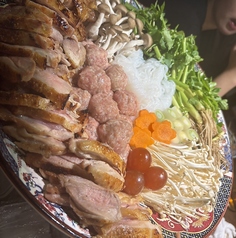 地鶏タタキ白湯すき焼き（ご注文は二人前～）