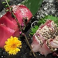 【四喜の鮮魚おまかせ5点盛り(竹)】1380円当店は新鮮なお刺身を提供しています。牡蠣の次に一押しの当店のお刺身をご賞味下さい。