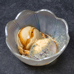 わらび餅バニラアイス添え