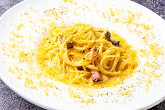 北海道産４種チーズを使った濃厚！カルボナーラ