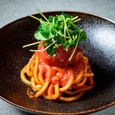 【自家製極太麺パスタ】高級フルーツトマト丸ごと使用！極上アメーラのトマトパスタ