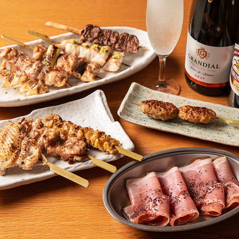 愛知県奥三河どりをはじめとした国産鶏を使った焼き鳥バル 