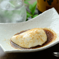 もっちもちのジーマミー豆腐など沖縄名物料理も◎