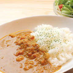 オリジナルブレンドのチキンカレー