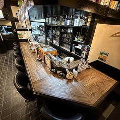 お一人様からでも安心、のカウンターです