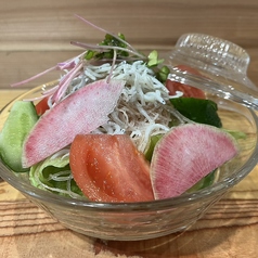 梅しらすサラダ