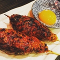 料理メニュー写真 つくね(卵黄付き)