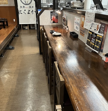 大衆炭火焼肉 にくよか 水前寺本店の雰囲気1
