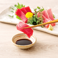 多くのお客様にお喜びいただけている自慢の刺身！