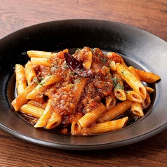 羊肉のミートソース煮込みペンネ