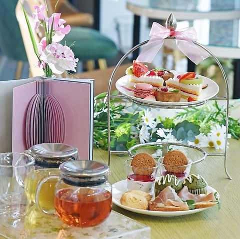 ボタニカルカフェ&フラワーショップ☆午後のひとときをおくつろぎください！