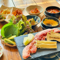 厚切り新鮮国産豚肉使用！こだわりのサムギョプサル★