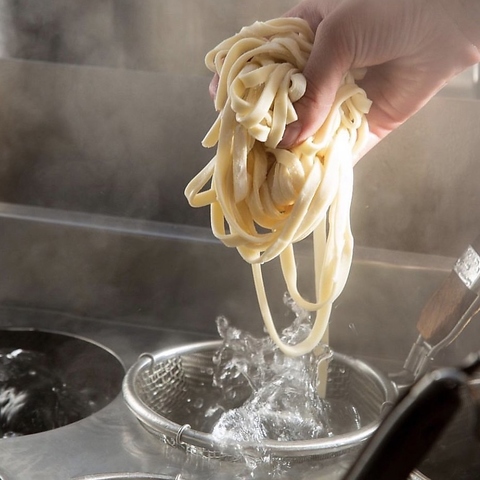 メディア取材多数？！大名で話題のうどん×立ち飲み居酒屋【みのり】