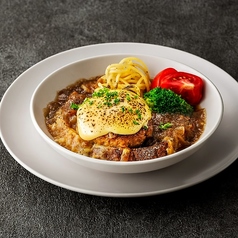 佐賀牛入りオニオングラタンスープハンバーグ