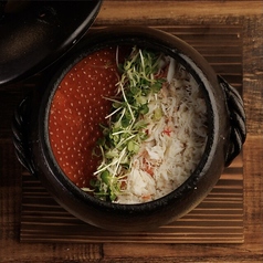 「蟹といくらの土鍋ご飯」！