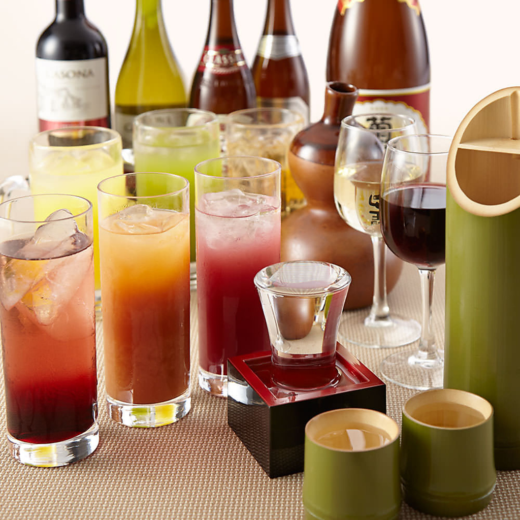 当店は充実したドリンクメニューを取り揃えており、お酒を飲む方も飲まない方も楽しめるお店です♪