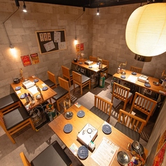 カジュアルな店内はお客様にゆったりとご宴会をお楽しみいただけます！各種ご宴会、女子会やパーティーにも最適！！