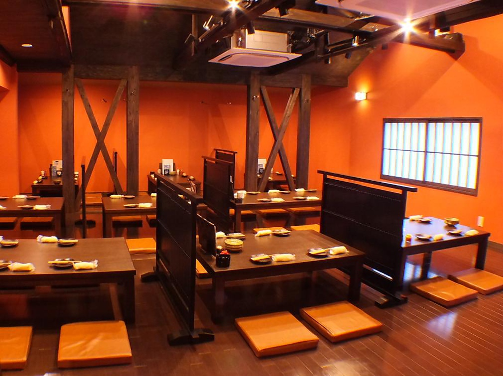 会社宴会などに最適！2階には最大60名様まで収容のお座敷が新しく増設。ご予約はお早めに！