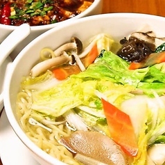 季節の野菜たっぷりタンメン