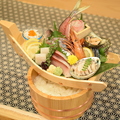 料理メニュー写真 当店名物！豪華・贅沢『大漁舟盛り海鮮丼』