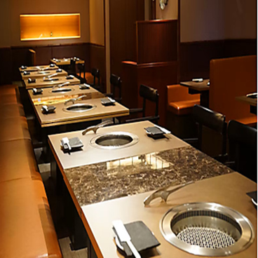 焼肉 冷麺 ユッチャン 六本木店の雰囲気1