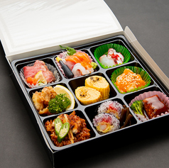 彩・9マス弁当（前日までのご予約）