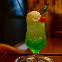 珈琲喫茶のクリームソーダ