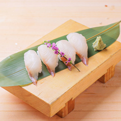 北海道産 生ホッケの昆布〆寿司