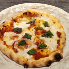 定番！自家製生地のマルゲリータ