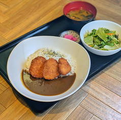 チキンカツカレー定食
